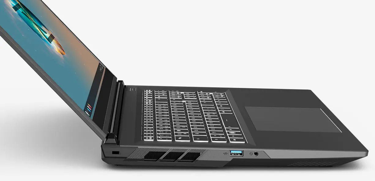 The classic workstation design of the Gemini 17 enables professional work, while the backlit membrane keyboard with numeric keypad and silent typing provides comfort even in low-light environments.