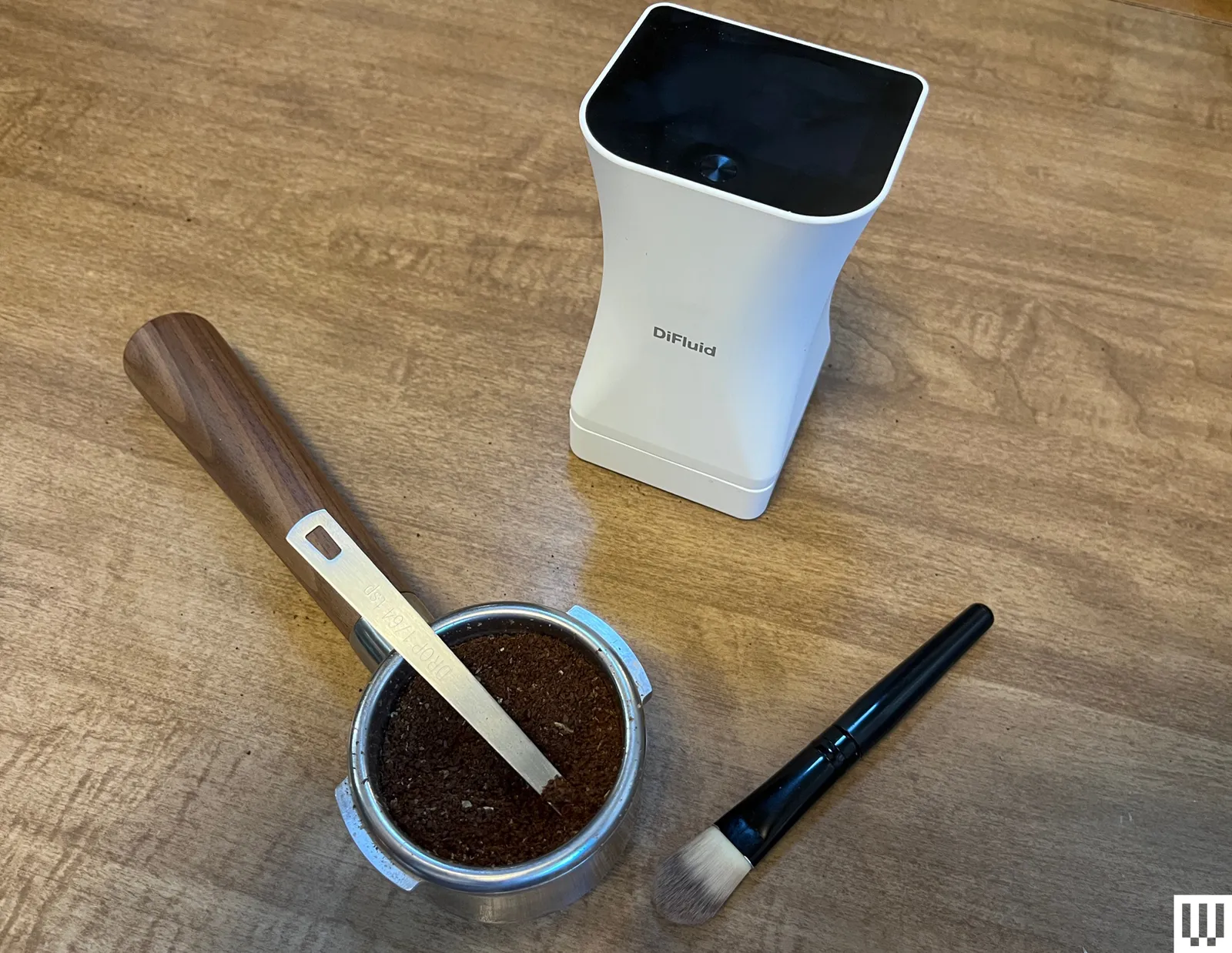 Image may contain Brush Device Tool and Smoke Pipe