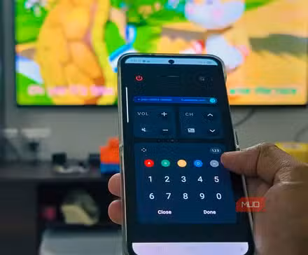Samsung Galaxy Z Flip 6 पर स्मार्टिंग ऐप रिमोट कंट्रोल खुला है 