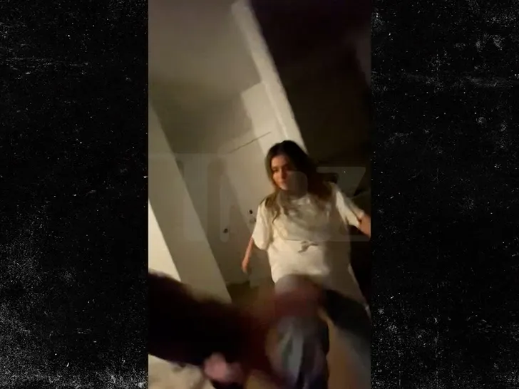 टेलर ग्रैब-4