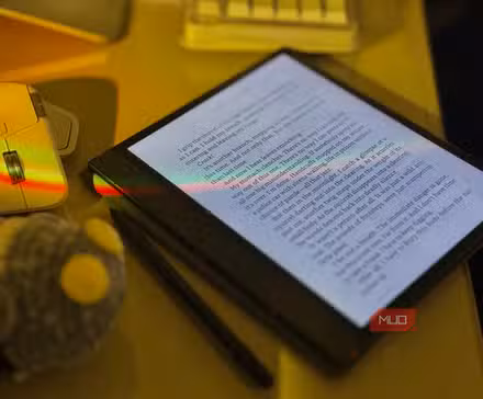 ई-इंक टैबलेट विशेष रुप से प्रदर्शित छवि