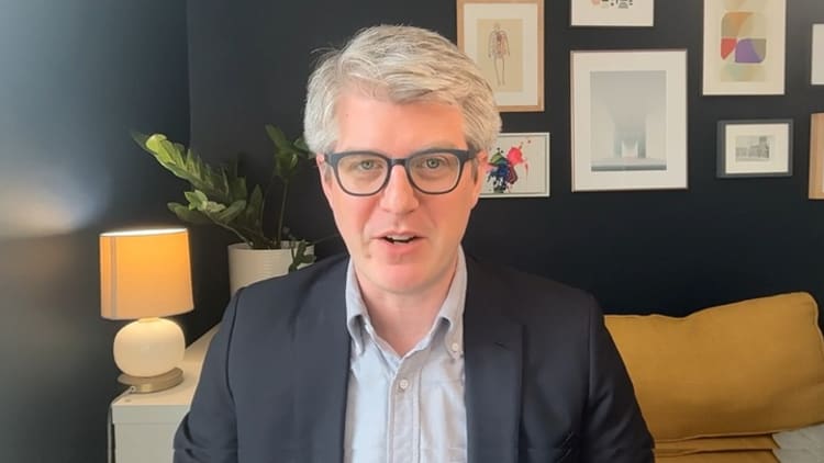 ईरान युद्ध फेड दर कटौती निर्णय को कैसे प्रभावित करता है