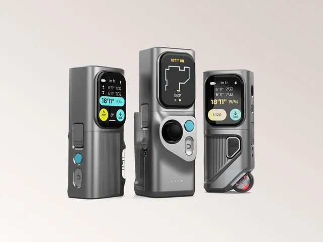 Image may contain: computer hardware, electronics, hardware, monitor, screen, mobile and phone