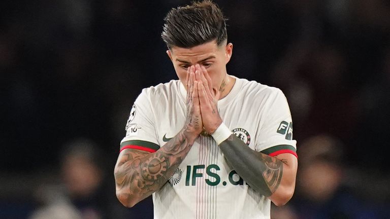 Chelsea is met 5-2 deur PSG geklop in die Champions League se laaste 16 eerste been