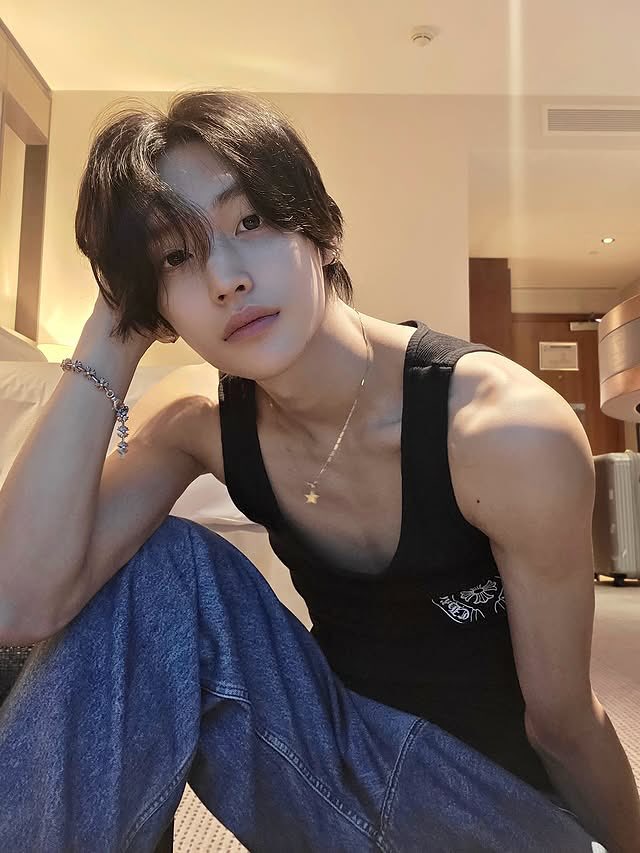 riize.wonbin_1753690291_3686543824802562981_39245235998