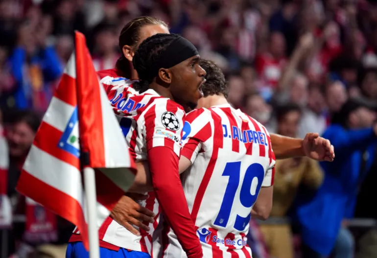 MADRID, SPAIN - APRIL 14: Ademola Lookman of Atletico de Madrid celebrates his team's first goal with teammates during the UEFA Champions League 2025/26 quarter-final second leg match between Club Atlético de Madrid and FC Barcelona at Riyadh Air Metropolitano on April 14, 2026 in Madrid, Spain. (Photo by Angel Martinez/Getty Images)