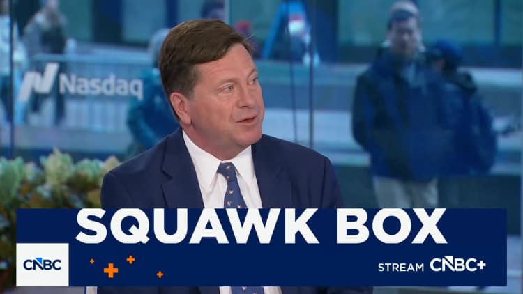 संदिग्ध वायदा कारोबार पर एसईसी के पूर्व अध्यक्ष जे क्लेटन: कानून उतना स्पष्ट नहीं है जितना होना चाहिए